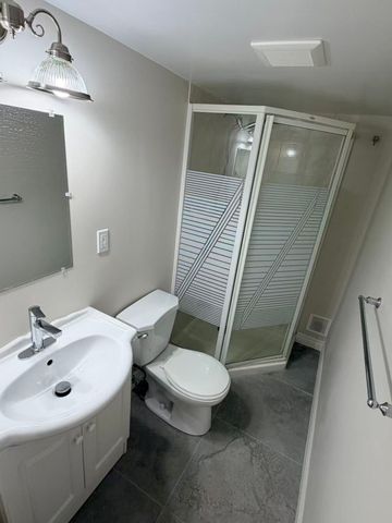 For Lease - 50 royal gala Crescent, Richmond Hill, Ontario - Photo 4