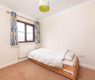 Trefoil Close, Wokingham, RG40 - Photo 2