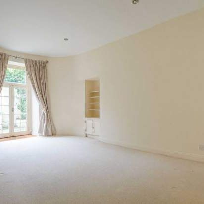 3 bedroom property to rent in Bath - Photo 1