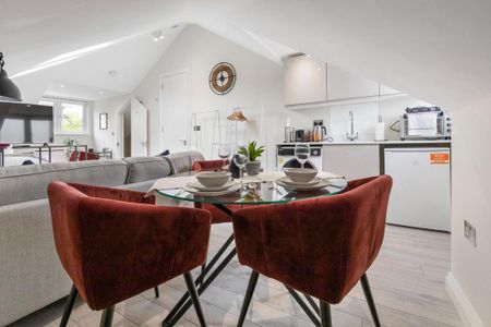 1 bedroom serviced apartment to rent - Photo 4