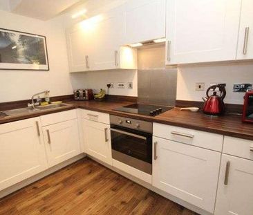 Oakhurst Drive, Birch Hill Clock Tower, OL12 - Photo 5