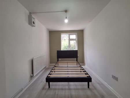 Marsala Road, London SE13 - Photo 2