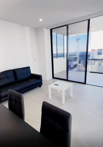 126 Banks Avenue, Sydney - Photo 3