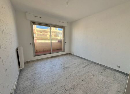Appartement à louer 2 pièces • Nice - Photo 3