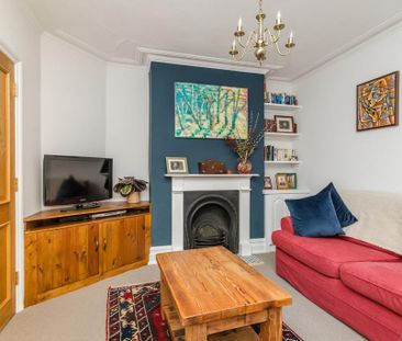 4 bedroom semi-detached house to rent - Photo 1