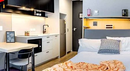 Studio (King Single) - Photo 4