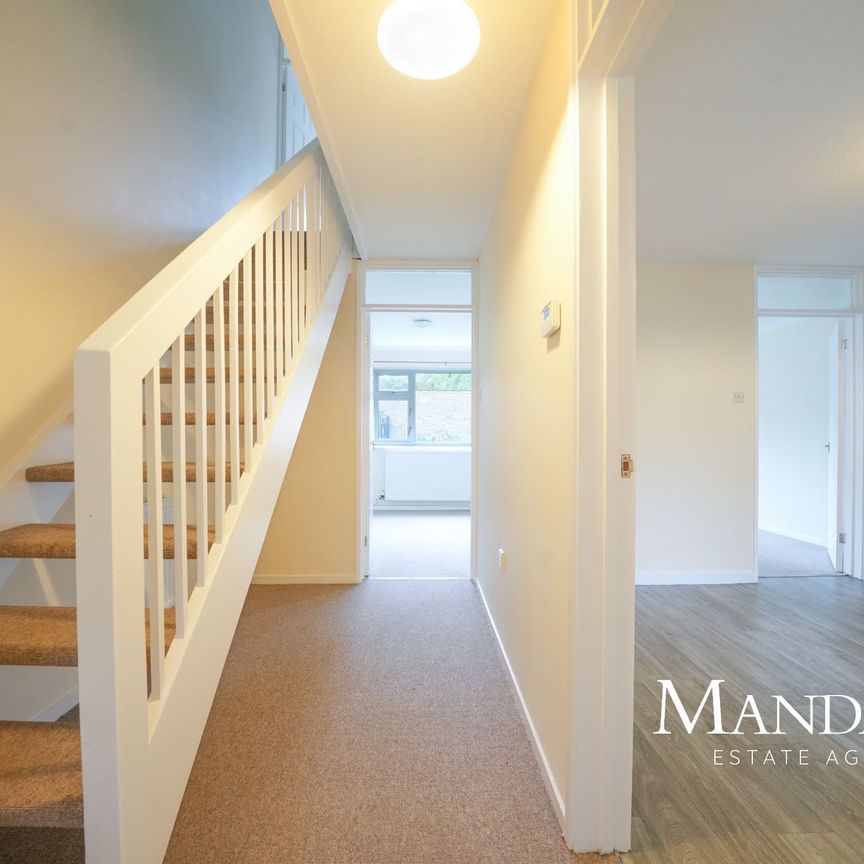 Brynmore, Bretton, Peterborough - Photo 1