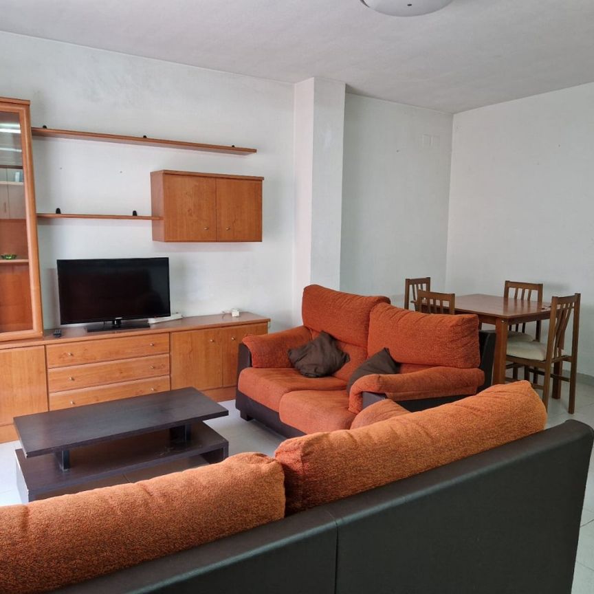 Flat second hand for rent - Photo 1