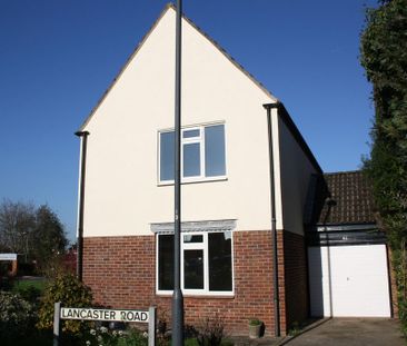 3 bedroom detached house to rent - Photo 2