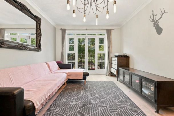 2 Bedroom Apartment - Photo 1