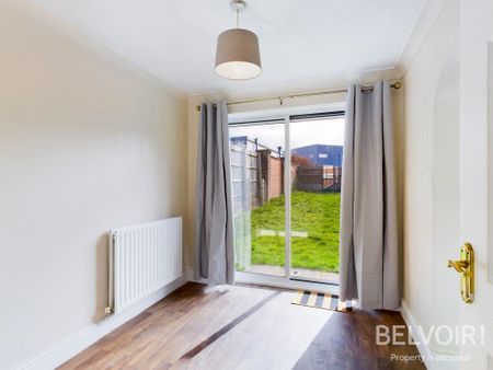 3 bedroom semi-detached house to rent - Photo 2