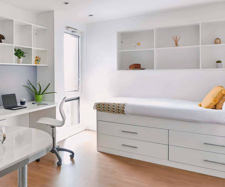 Premier Studio Plus - Photo 4