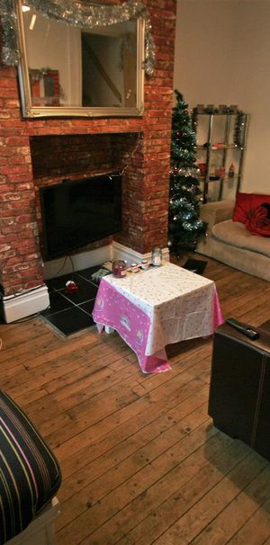 3 bedroom terraced house to rent - Photo 1