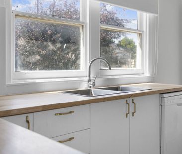 Renovated Home in the Heart of Moonah - Photo 6