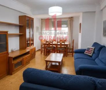 Piso en alquiler en Centro - Photo 1