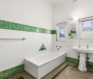 1/10 Riversdale Road, Hawthorn VIC 3122 - Photo 4