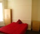 House with 4 Double Bedrooms close to Uni Campuses - Photo 3