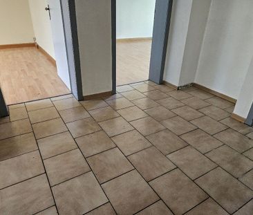 Bezugsfreie Mietwohnung mit ca. 62 m² Wohnfläche, 3 Zimmern und Balkon - Photo 1