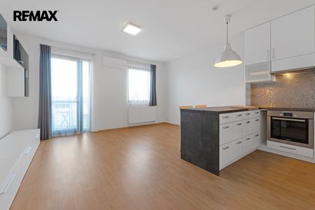 Pronájem bytu 2+kk v osobním vlastnictví 57 m², Praha 9 - Horní Počernice - Фото 2