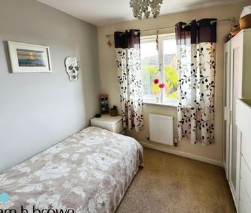 Regimental Way - Photo 4