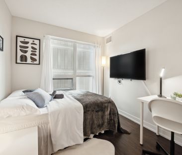Deluxe Room - 561 Sherbourne - Photo 1