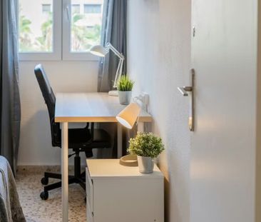 Avinguda de Blasco Ibez, Valencia, Valencian Community 46022 - Photo 4