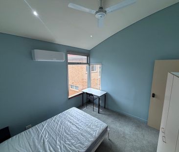 Windsor Gardens - Photo 6