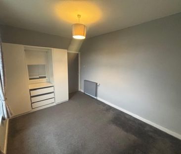 3 bedroom apartment to rent - Photo 5