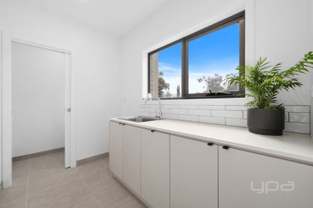 BRAND NEW 3 BEDROOM HOME - Photo 3
