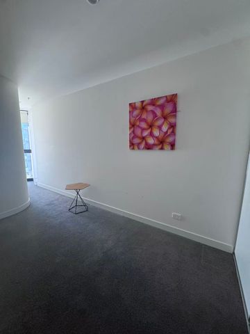 Modern Furnished 2-Bedroom Apartment in Prime Southbank Location - Photo 4