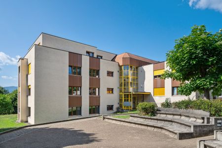 APPARTEMENT À LOUER DANS QUARTIER TRÈS ENSOLEILLÉ ET FAMILIAL - Photo 4