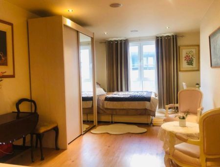 Studio to rent - Photo 3