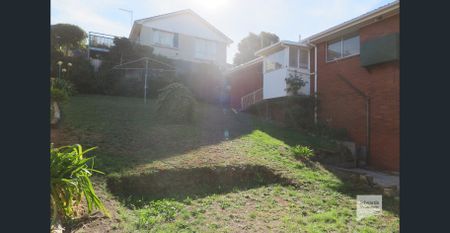 Centrally located family home in quiet location. - Photo 5