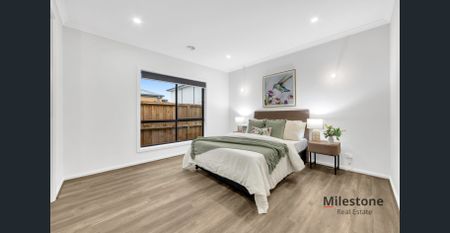Absolutely Stunning 4 Bedroom House. - Photo 5