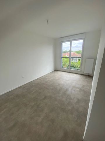 VILLIERS SUR MARNE - 3 PIECES NEUF - BALCON + PARKING - Photo 2