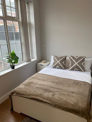 1 bedroom property to rent - Photo 2