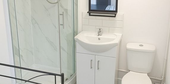 Studio Flat, Lower Ford Street, CV1 - Photo 2