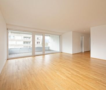 Rent a 3 ½ rooms apartment in Buchs - Photo 2