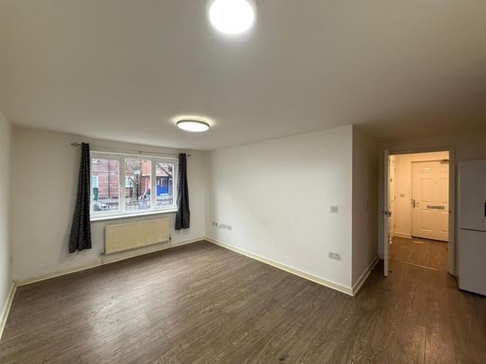 2 Bedroom Flat To Let - Photo 1