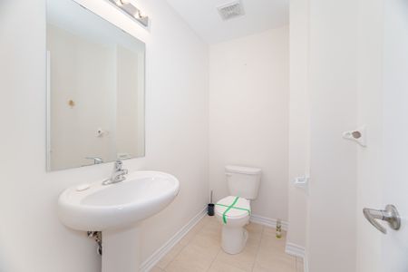 For Lease - 11 Yately Street, Brampton, Ontario - Photo 2