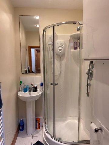 Unit 4, 81 FITZROY AVENUE, Belfast, BT7 1HT - Photo 2
