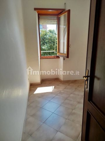 Trilocale via 25 Aprile, Centro Storico, Genzano di Roma - Photo 5
