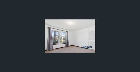 Spacious Family Home - Photo 3