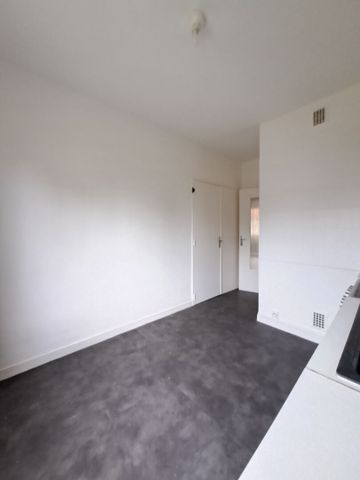 Location Appartement 3 pièces 58m² - Photo 2