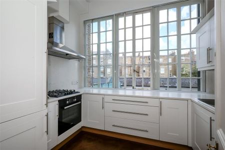 3 bedroom flat to rent - Photo 4