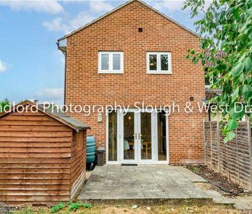 1 bedroom in a house share to rent - Photo 3