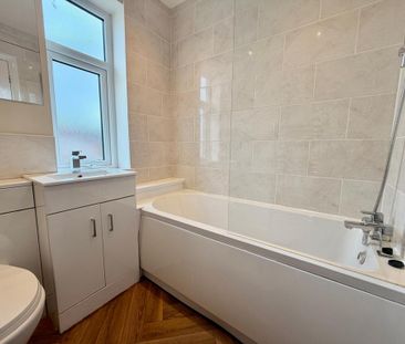 3 bedroom end of terrace house to rent - Photo 6