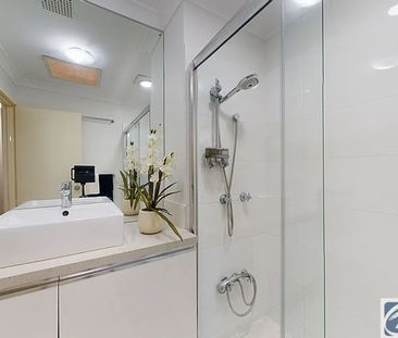 Charming Rear Villa in Prime Wembley Location HOME OPEN SATURDAY 14... - Photo 2