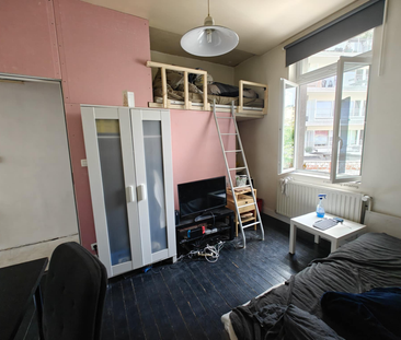 Eerste verdiep achteraan - Lucas de Heerestraat 138 - Photo 4