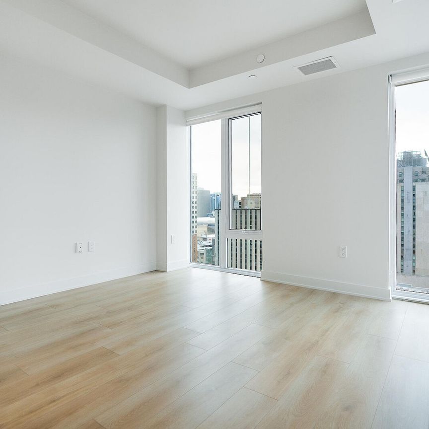 Charm within the metropolis - Photo 1